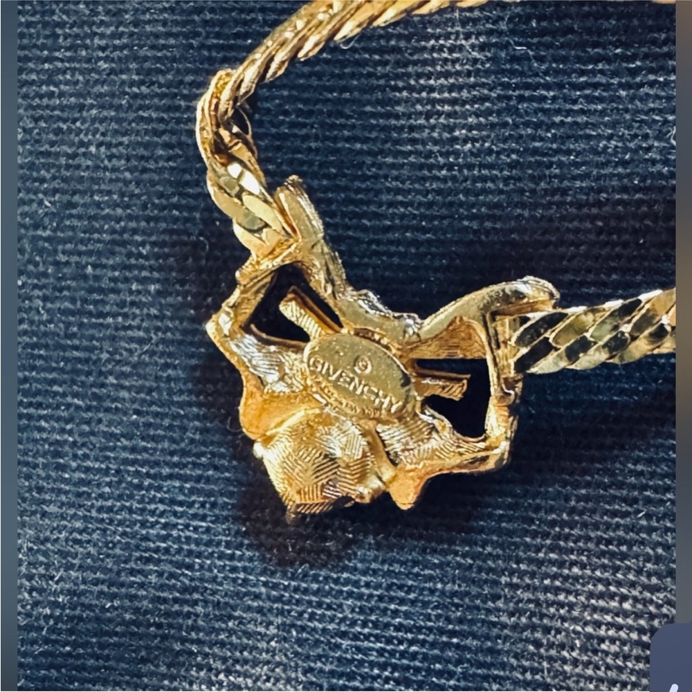 Luxury Designer Gift Boxes that May lead to Chanel or Versace or LV or Dior or G - Picture 13 of 16